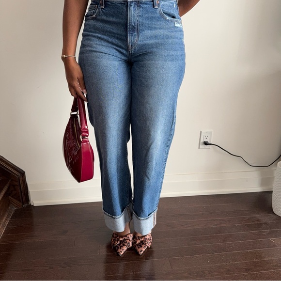 (NWT) Burgundy Puffer Style Shoulder Handbag / Purse - Picture 7 of 7